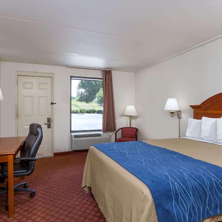 Days Inn By Wyndham Winston Salem North Esterno foto