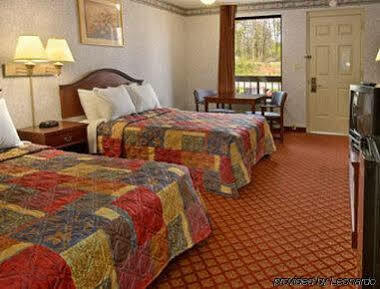 Days Inn By Wyndham Winston Salem North Esterno foto